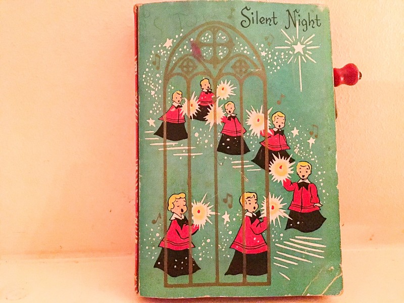 Vintage Christmas Holiday Silent Night Music Box